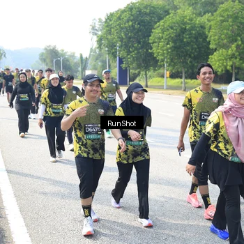 Runner Photo 6944284
