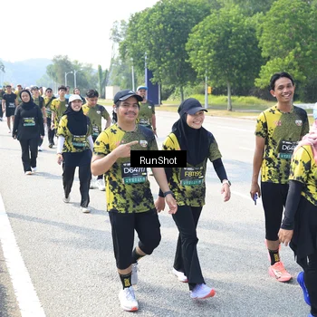 Runner Photo 6944287