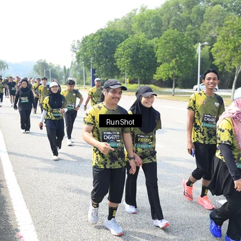 Runner Photo 6944293