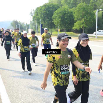 Runner Photo 6944294