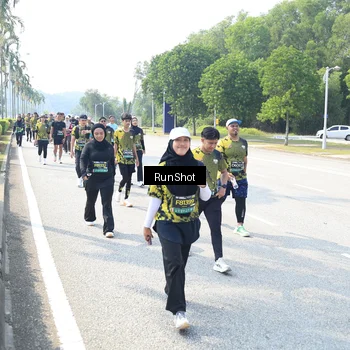 Runner Photo 6944305