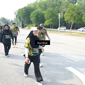 Runner Photo 6944311