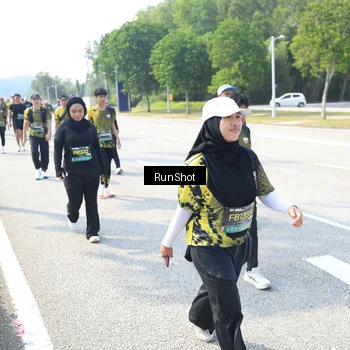 Runner Photo 6944314