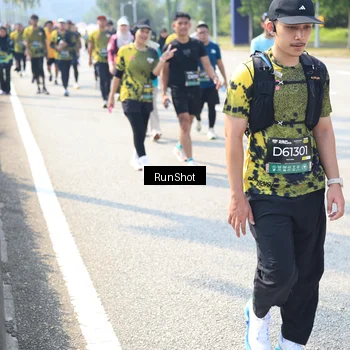 Runner Photo 6944343