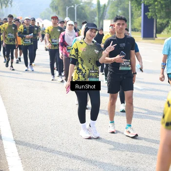 Runner Photo 6944344