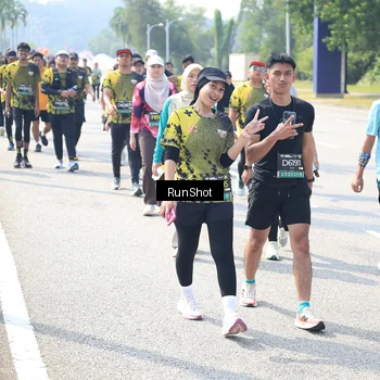 Runner Photo 6944346