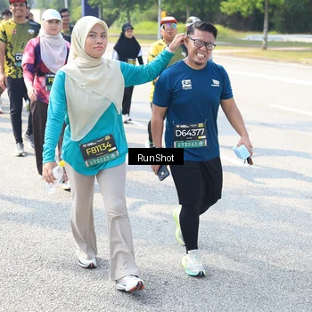 Runner Photo 6944381