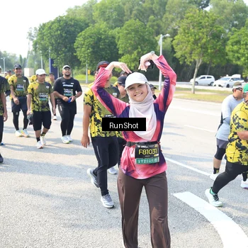 Runner Photo 6944388