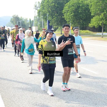 Runner Photo 6944389