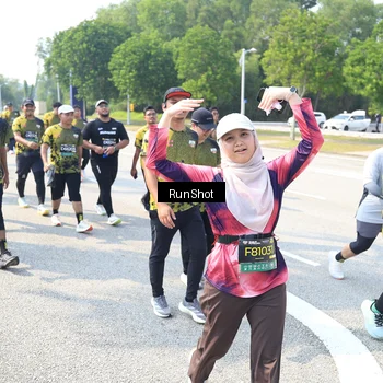 Runner Photo 6944391