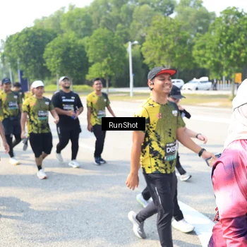Runner Photo 6944399