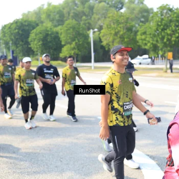 Runner Photo 6944400