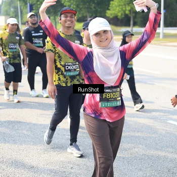 Runner Photo 6944403