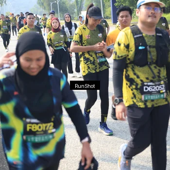 Runner Photo 6944425