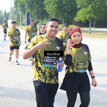 Runner Photo 6944457