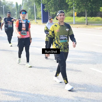 Runner Photo 6944492