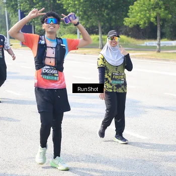 Runner Photo 6944508