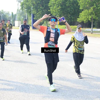 Runner Photo 6944512