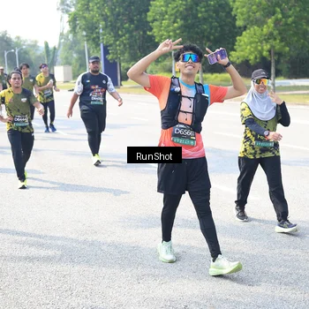 Runner Photo 6944515