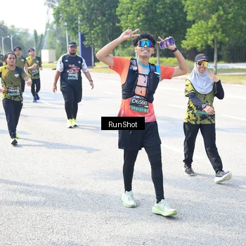 Runner Photo 6944516