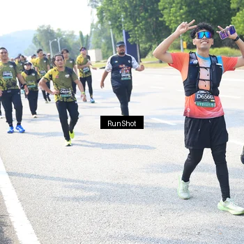 Runner Photo 6944517