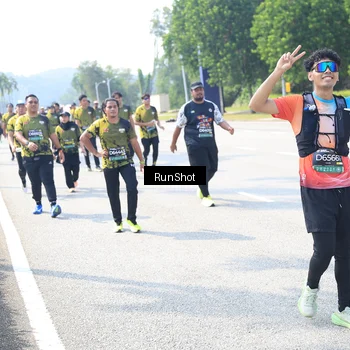 Runner Photo 6944519