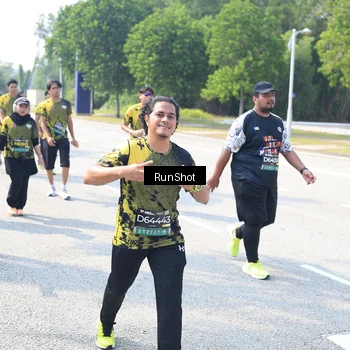 Runner Photo 6944539
