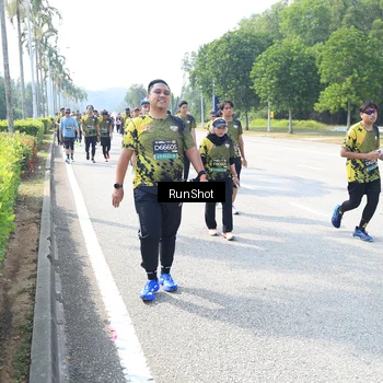 Runner Photo 6944547