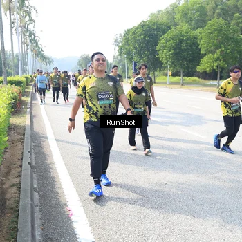 Runner Photo 6944548