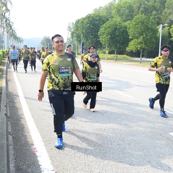 Runner Photo 6944556