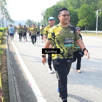 Runner Photo 6944557