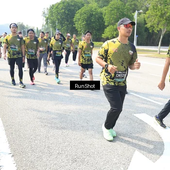Runner Photo 6944579