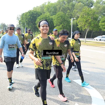 Runner Photo 6944596
