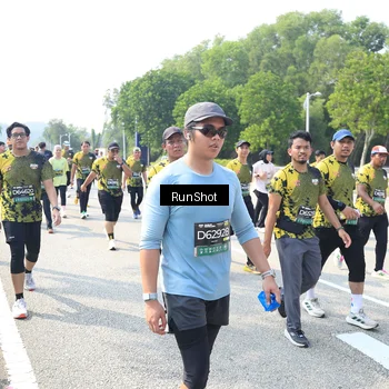 Runner Photo 6944604