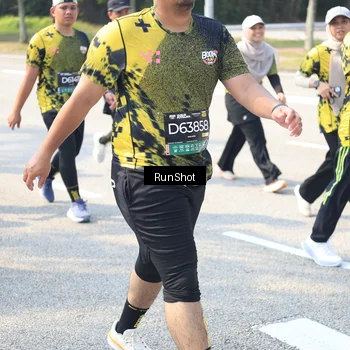 Runner Photo 6944625