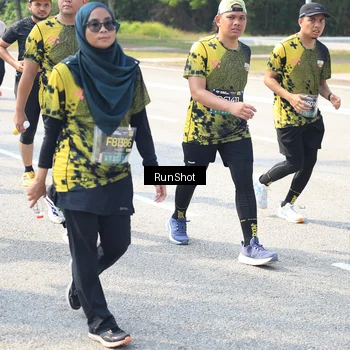 Runner Photo 6944629