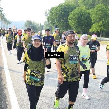 Runner Photo 6944633