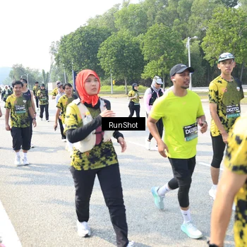 Runner Photo 6944665