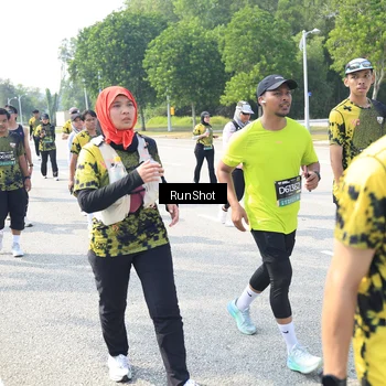 Runner Photo 6944666
