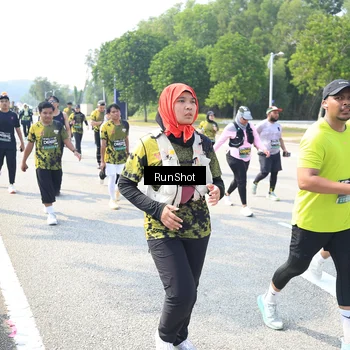 Runner Photo 6944669