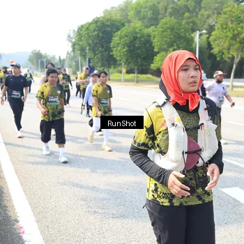 Runner Photo 6944672