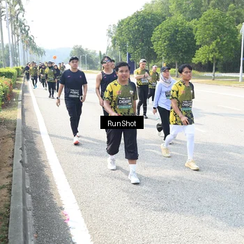 Runner Photo 6944678