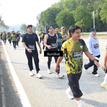 Runner Photo 6944684