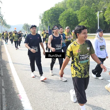Runner Photo 6944685