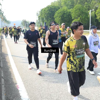 Runner Photo 6944687