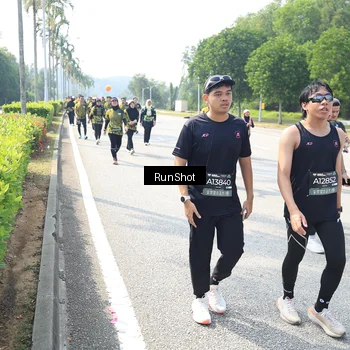 Runner Photo 6944692