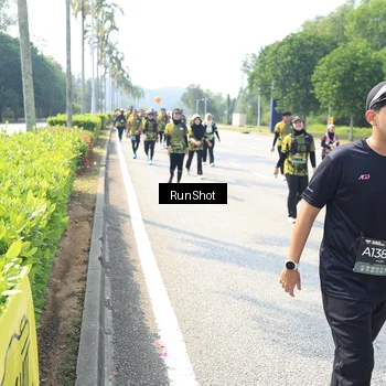Runner Photo 6944698