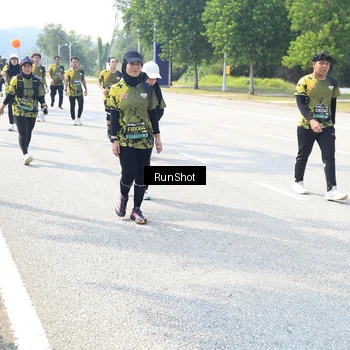Runner Photo 6944718