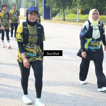 Runner Photo 6944738