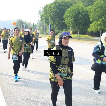 Runner Photo 6944747